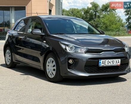 Серый Киа Рио, объемом двигателя 1.37 л и пробегом 64 тыс. км за 14000 $, фото 11 на Automoto.ua
