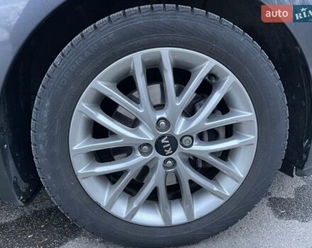 Серый Киа Рио, объемом двигателя 1.4 л и пробегом 33 тыс. км за 14500 $, фото 98 на Automoto.ua
