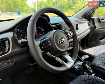 Серый Киа Рио, объемом двигателя 1.37 л и пробегом 64 тыс. км за 14000 $, фото 16 на Automoto.ua