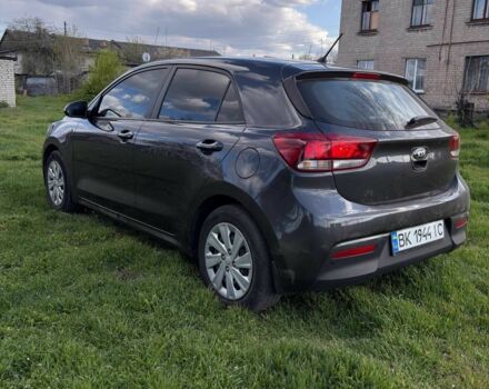 Серый Киа Рио, объемом двигателя 1.2 л и пробегом 87 тыс. км за 10250 $, фото 4 на Automoto.ua