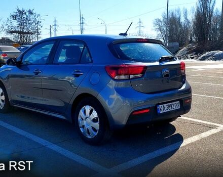 Серый Киа Рио, объемом двигателя 1.6 л и пробегом 171 тыс. км за 11700 $, фото 5 на Automoto.ua