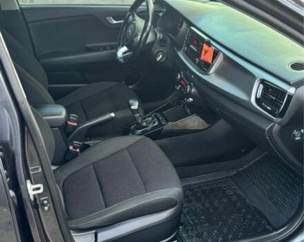 Сірий Кіа Ріо, об'ємом двигуна 1.4 л та пробігом 76 тис. км за 14200 $, фото 13 на Automoto.ua