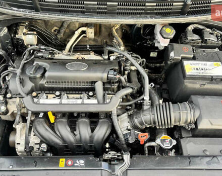 Сірий Кіа Ріо, об'ємом двигуна 1.4 л та пробігом 76 тис. км за 14200 $, фото 6 на Automoto.ua