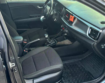 Сірий Кіа Ріо, об'ємом двигуна 1.4 л та пробігом 76 тис. км за 14200 $, фото 13 на Automoto.ua