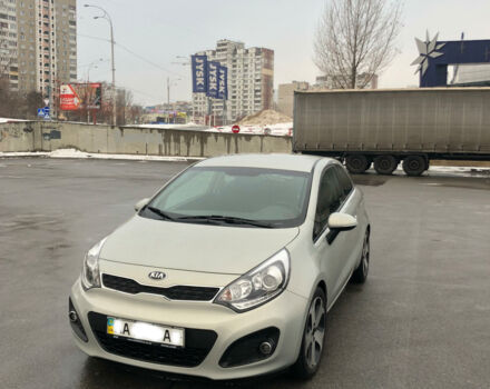 Серый Киа Рио, объемом двигателя 1.4 л и пробегом 61 тыс. км за 10500 $, фото 4 на Automoto.ua