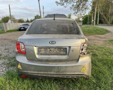 Сірий Кіа Ріо, об'ємом двигуна 1 л та пробігом 137 тис. км за 1200 $, фото 5 на Automoto.ua