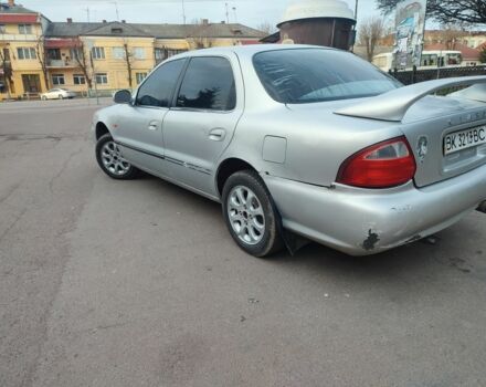 Серый Киа Рио, объемом двигателя 1.8 л и пробегом 250 тыс. км за 1350 $, фото 3 на Automoto.ua