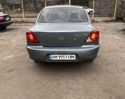 Серый Киа Рио, объемом двигателя 1.3 л и пробегом 352 тыс. км за 1900 $, фото 3 на Automoto.ua