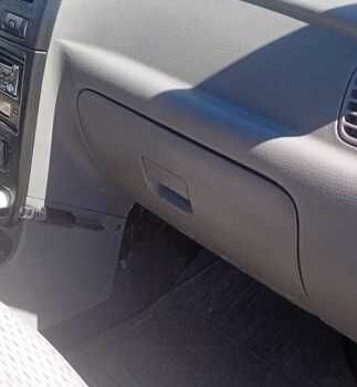 Серый Киа Рио, объемом двигателя 1.3 л и пробегом 330 тыс. км за 1500 $, фото 9 на Automoto.ua