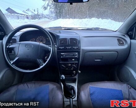 Сірий Кіа Ріо, об'ємом двигуна 1.3 л та пробігом 350 тис. км за 1700 $, фото 7 на Automoto.ua