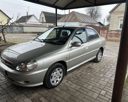 Сірий Кіа Ріо, об'ємом двигуна 1.3 л та пробігом 221 тис. км за 2850 $, фото 3 на Automoto.ua