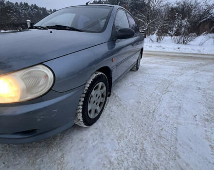 Серый Киа Рио, объемом двигателя 1.3 л и пробегом 350 тыс. км за 1888 $, фото 7 на Automoto.ua
