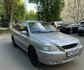 Серый Киа Рио, объемом двигателя 1.3 л и пробегом 150 тыс. км за 2300 $, фото 2 на Automoto.ua