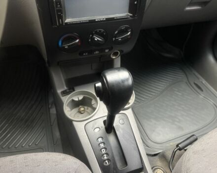 Сірий Кіа Ріо, об'ємом двигуна 1.6 л та пробігом 140 тис. км за 1700 $, фото 7 на Automoto.ua