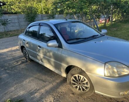 Серый Киа Рио, объемом двигателя 1.5 л и пробегом 255 тыс. км за 1900 $, фото 4 на Automoto.ua