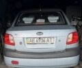 Серый Киа Рио, объемом двигателя 1.4 л и пробегом 384 тыс. км за 4300 $, фото 4 на Automoto.ua
