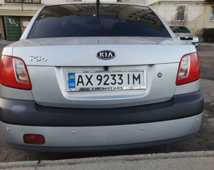 Сірий Кіа Ріо, об'ємом двигуна 1.4 л та пробігом 177 тис. км за 5400 $, фото 2 на Automoto.ua