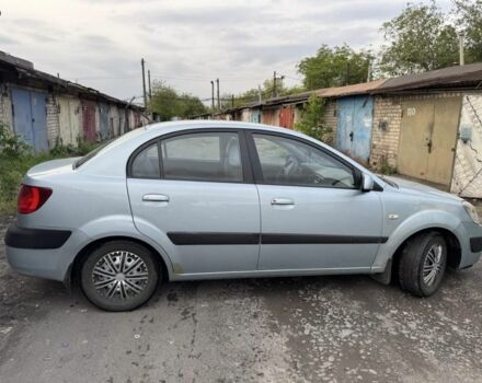 Сірий Кіа Ріо, об'ємом двигуна 1.4 л та пробігом 384 тис. км за 3500 $, фото 2 на Automoto.ua