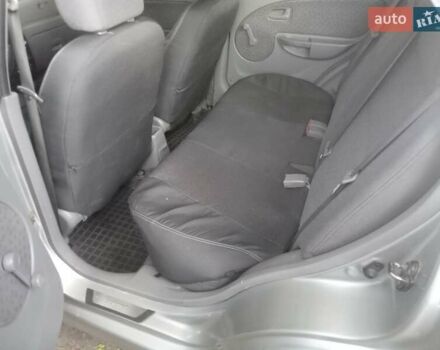 Серый Киа Рио, объемом двигателя 1.34 л и пробегом 299 тыс. км за 2200 $, фото 9 на Automoto.ua