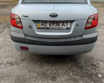Сірий Кіа Ріо, об'ємом двигуна 1.4 л та пробігом 384 тис. км за 3500 $, фото 3 на Automoto.ua
