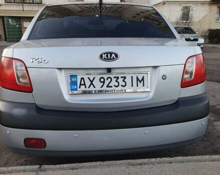 Киа Рио 2005 в Черкассах на Automoto.ua Серый Киа Рио, объемом двигателя 1.4 л и пробегом 177 тыс. км за 5400 $, фото 2 на Automoto.ua