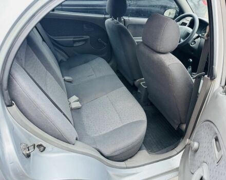 Сірий Кіа Ріо, об'ємом двигуна 1.4 л та пробігом 300 тис. км за 2300 $, фото 10 на Automoto.ua