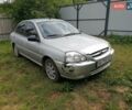 Серый Киа Рио, объемом двигателя 1.4 л и пробегом 300 тыс. км за 2000 $, фото 5 на Automoto.ua