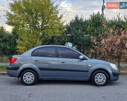 Серый Киа Рио, объемом двигателя 1.4 л и пробегом 153 тыс. км за 5499 $, фото 8 на Automoto.ua