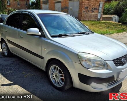 Серый Киа Рио, объемом двигателя 1.4 л и пробегом 180 тыс. км за 4500 $, фото 6 на Automoto.ua