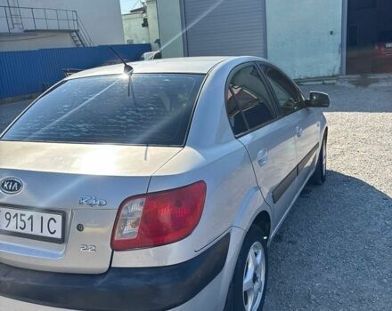 Сірий Кіа Ріо, об'ємом двигуна 1.4 л та пробігом 184 тис. км за 4250 $, фото 4 на Automoto.ua