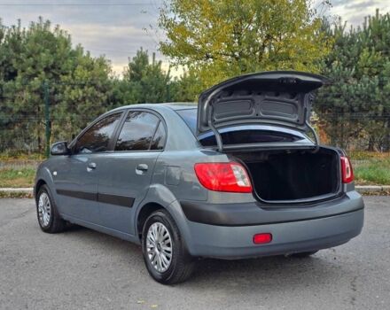 Кіа Ріо 2006 у Хмельницькому на Automoto.ua Сірий Кіа Ріо, об'ємом двигуна 1.4 л та пробігом 153 тис. км за 5499 $, фото 15 на Automoto.ua