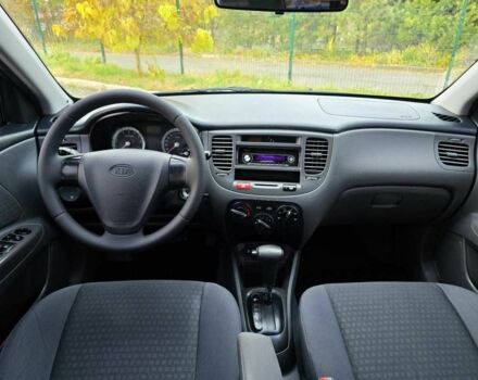 Кіа Ріо 2006 у Хмельницькому на Automoto.ua Сірий Кіа Ріо, об'ємом двигуна 1.4 л та пробігом 153 тис. км за 5499 $, фото 16 на Automoto.ua