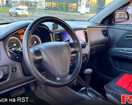 Серый Киа Рио, объемом двигателя 1.3 л и пробегом 238 тыс. км за 5700 $, фото 8 на Automoto.ua