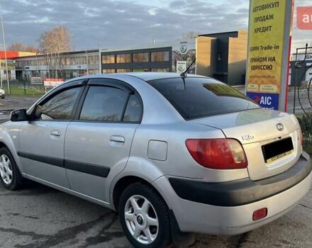 Сірий Кіа Ріо, об'ємом двигуна 1.4 л та пробігом 238 тис. км за 5700 $, фото 6 на Automoto.ua