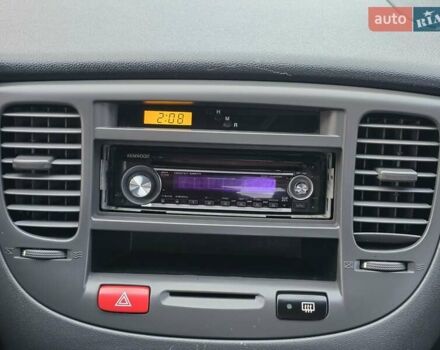 Серый Киа Рио, объемом двигателя 1.4 л и пробегом 153 тыс. км за 5499 $, фото 28 на Automoto.ua