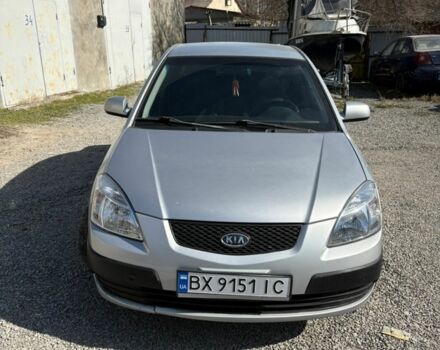 Серый Киа Рио, объемом двигателя 1.4 л и пробегом 177 тыс. км за 4150 $, фото 1 на Automoto.ua