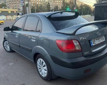 Сірий Кіа Ріо, об'ємом двигуна 1.4 л та пробігом 288 тис. км за 4500 $, фото 2 на Automoto.ua
