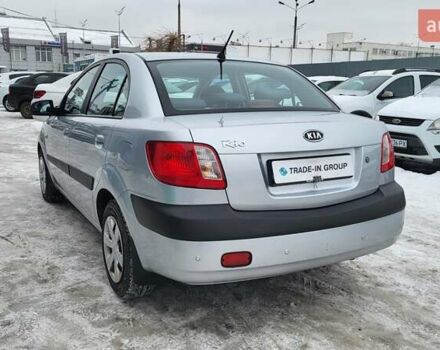 Сірий Кіа Ріо, об'ємом двигуна 1.4 л та пробігом 244 тис. км за 4500 $, фото 10 на Automoto.ua