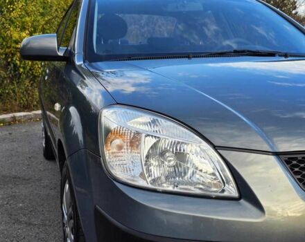 Кіа Ріо 2006 у Хмельницькому на Automoto.ua Сірий Кіа Ріо, об'ємом двигуна 1.4 л та пробігом 153 тис. км за 5499 $, фото 2 на Automoto.ua