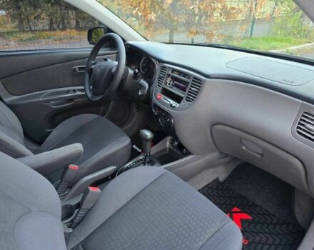 Кіа Ріо 2006 у Хмельницькому на Automoto.ua Сірий Кіа Ріо, об'ємом двигуна 1.4 л та пробігом 153 тис. км за 5499 $, фото 9 на Automoto.ua