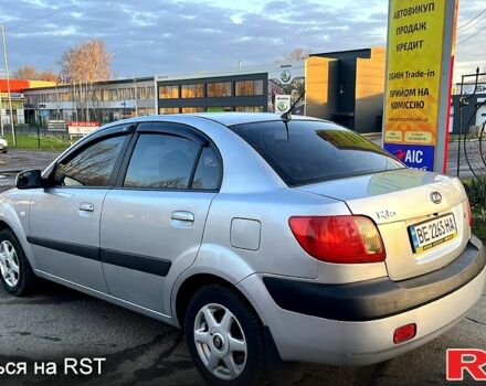 Серый Киа Рио, объемом двигателя 1.3 л и пробегом 238 тыс. км за 5700 $, фото 6 на Automoto.ua