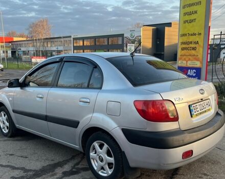 Сірий Кіа Ріо, об'ємом двигуна 14 л та пробігом 238 тис. км за 5500 $, фото 7 на Automoto.ua