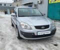 Серый Киа Рио, объемом двигателя 1.4 л и пробегом 244 тыс. км за 4500 $, фото 4 на Automoto.ua