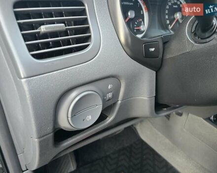 Серый Киа Рио, объемом двигателя 1.4 л и пробегом 153 тыс. км за 5499 $, фото 20 на Automoto.ua