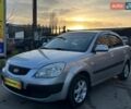 Серый Киа Рио, объемом двигателя 1.4 л и пробегом 238 тыс. км за 5500 $, фото 1 на Automoto.ua