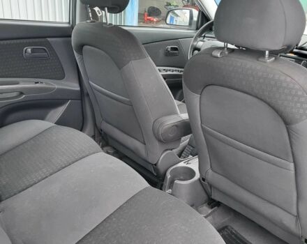 Серый Киа Рио, объемом двигателя 1.4 л и пробегом 244 тыс. км за 4500 $, фото 17 на Automoto.ua