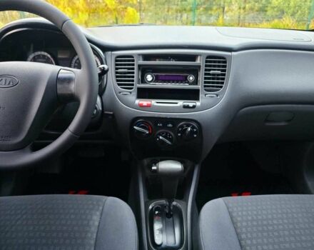 Кіа Ріо 2006 у Хмельницькому на Automoto.ua Сірий Кіа Ріо, об'ємом двигуна 1.4 л та пробігом 153 тис. км за 5499 $, фото 18 на Automoto.ua