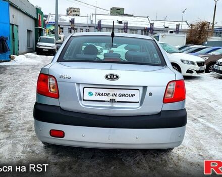 Серый Киа Рио, объемом двигателя 1.4 л и пробегом 24400 тыс. км за 4500 $, фото 5 на Automoto.ua