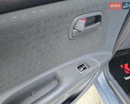 Серый Киа Рио, объемом двигателя 1.4 л и пробегом 153 тыс. км за 5499 $, фото 33 на Automoto.ua