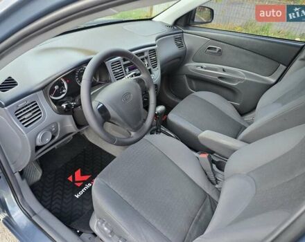 Серый Киа Рио, объемом двигателя 1.4 л и пробегом 153 тыс. км за 5499 $, фото 17 на Automoto.ua